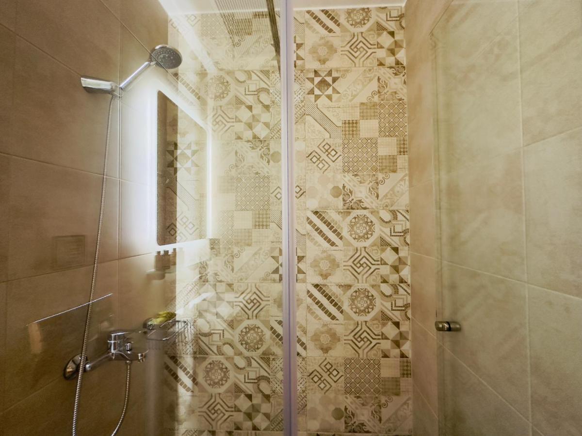 Yulia Luxury Apartments Ouranoupoli Eksteriør bilde