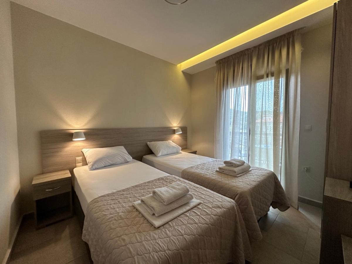 Yulia Luxury Apartments Ouranoupoli Eksteriør bilde