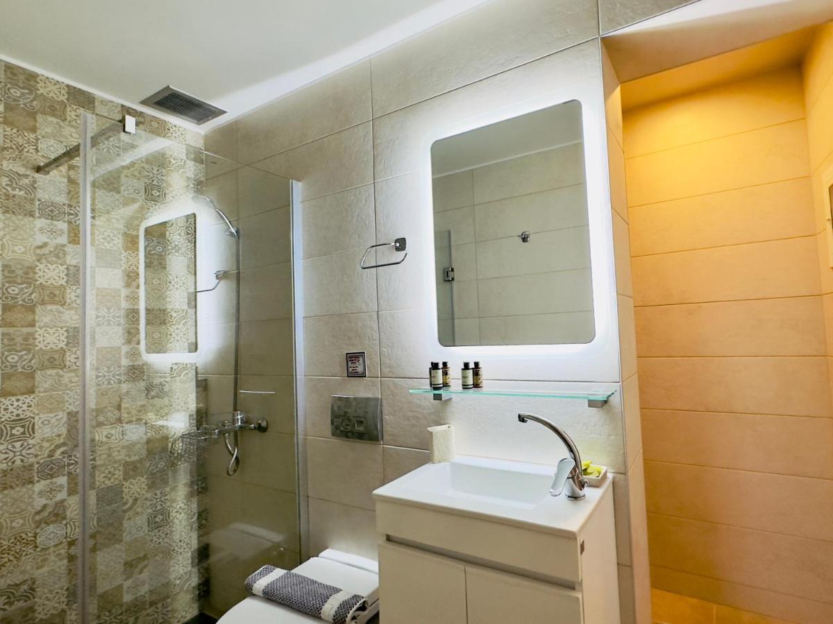 Yulia Luxury Apartments Ouranoupoli Eksteriør bilde